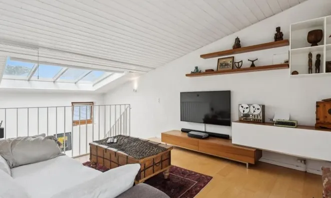 Недвижимость Single house 7 rooms: 3