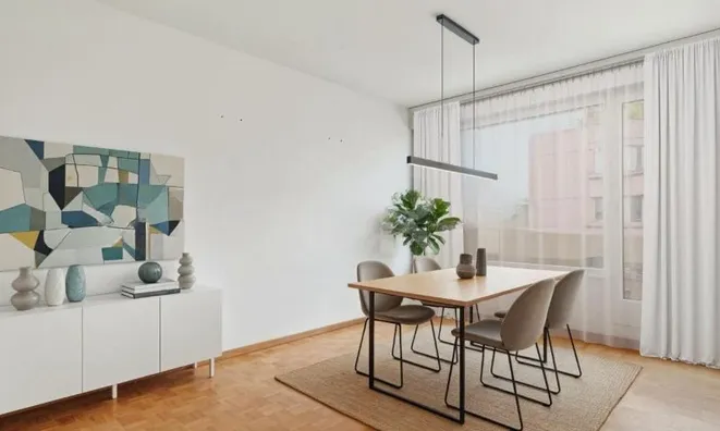 Недвижимость Apartment 7 rooms: 5
