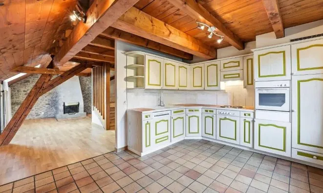 Недвижимость Single house 10 rooms: 8