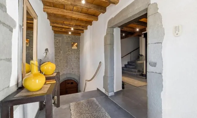 Недвижимость Single house 7 rooms: 9
