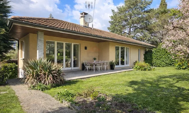 Недвижимость Single house 7 rooms: 2