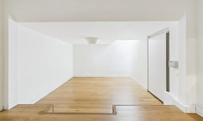 Недвижимость Single house 6 rooms: 9