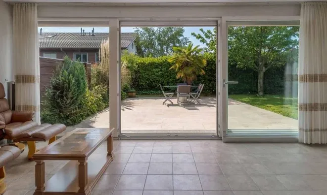 Недвижимость Row house 7 rooms: 5