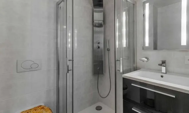 Недвижимость Row house 7 rooms: 7