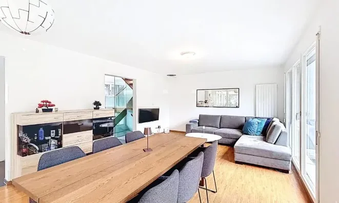 Недвижимость Single house 7 rooms: 9