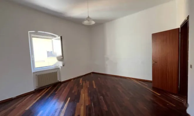 Недвижимость Трехкомнатная Центр Гориция: 7