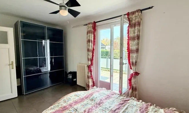 Недвижимость Single house 8 rooms: 4