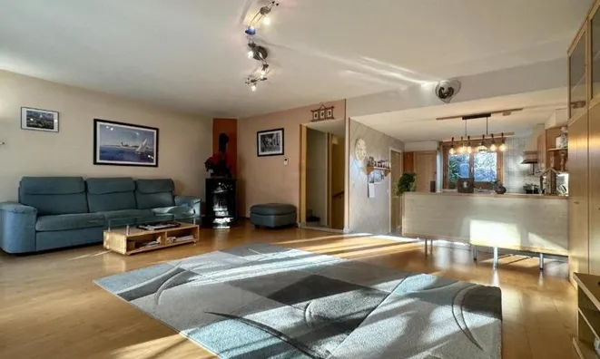 Недвижимость Row house 6 rooms: 4