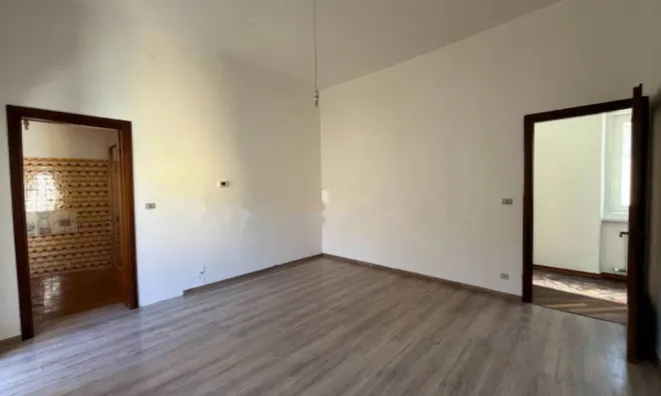 Недвижимость Трехкомнатная Центр Гориция: 15