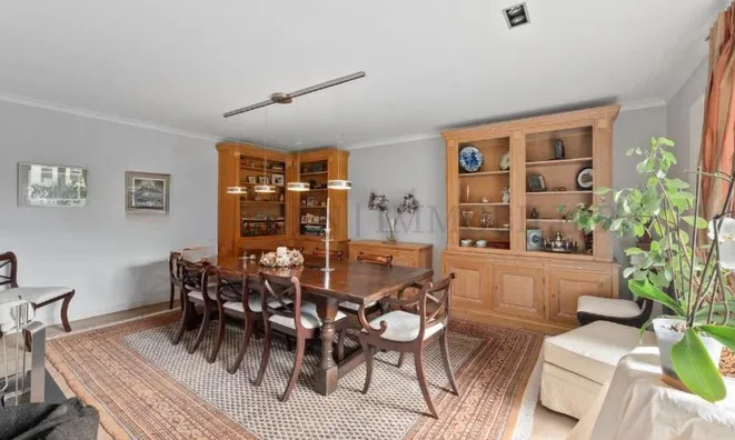 Недвижимость Single house 9 rooms: 2