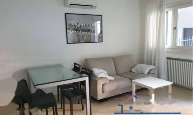 Недвижимость Двухкомнатная квартира в центре: 2