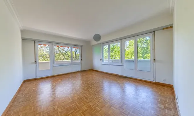 Недвижимость Apartment 5 rooms: 4