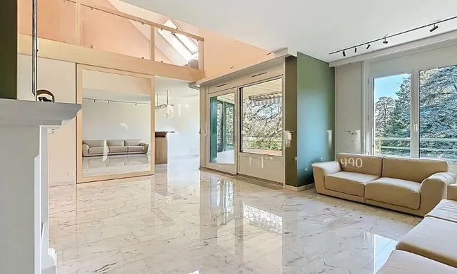 Недвижимость Attic flat 6.5 rooms: 3