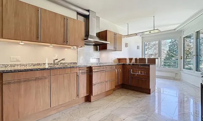 Недвижимость Attic flat 6.5 rooms: 5
