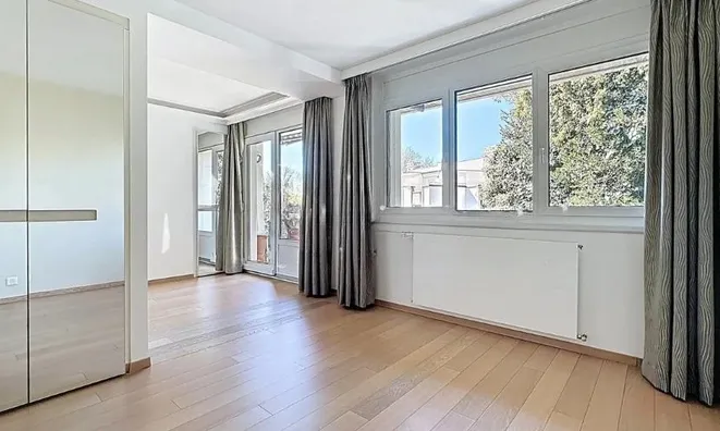 Недвижимость Attic flat 6.5 rooms: 7