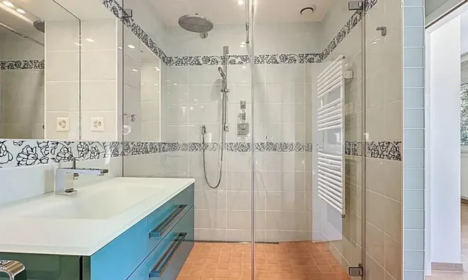 Недвижимость Attic flat 6.5 rooms: 8