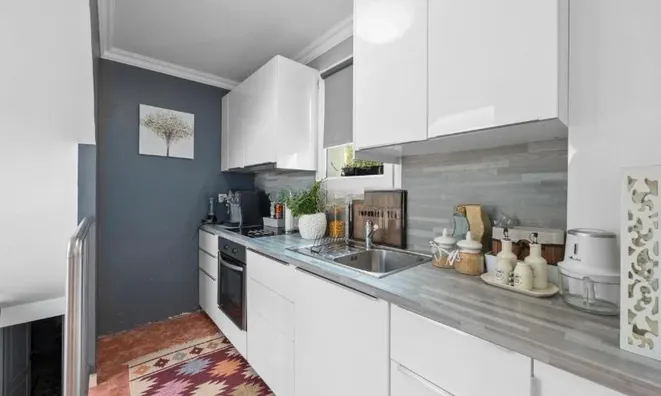 Недвижимость Single house 12 rooms: 5