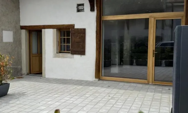 Недвижимость Apartment 5.5 rooms: 2