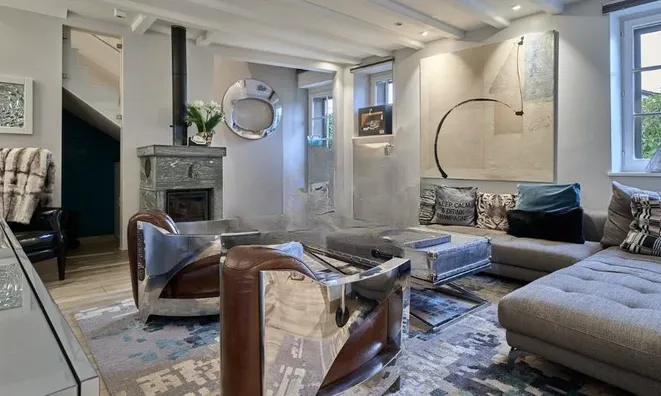 Недвижимость Single house 6 rooms: 3