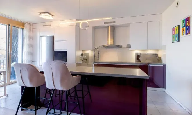 Недвижимость Apartment 4 rooms: 6