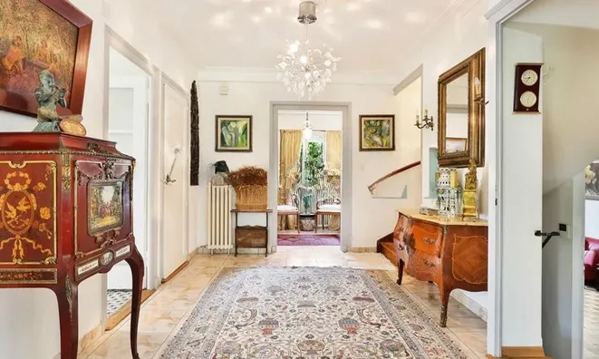 Недвижимость Single house 7 rooms: 2