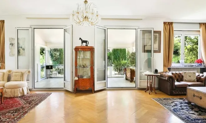 Недвижимость Single house 7 rooms: 9