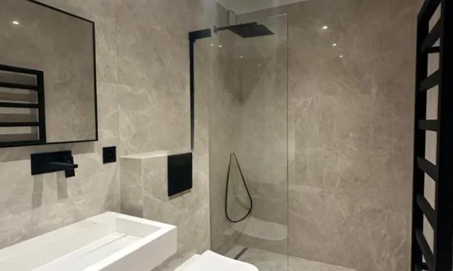 Недвижимость Apartment 5 rooms: 2
