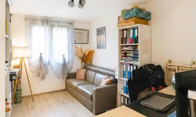 Недвижимость Apartment 5 rooms: 5