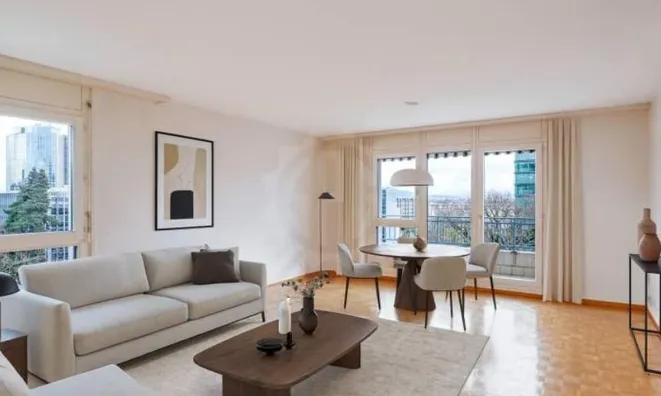 Недвижимость Apartment 6 rooms: 4