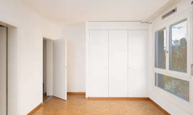 Недвижимость Apartment 6 rooms: 9