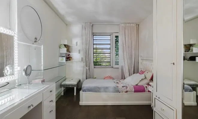Недвижимость Villa 7 rooms: 9