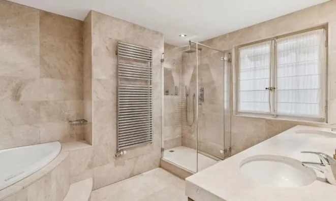 Недвижимость Single house 8.5 rooms: 7
