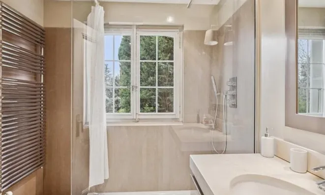 Недвижимость Single house 8.5 rooms: 8