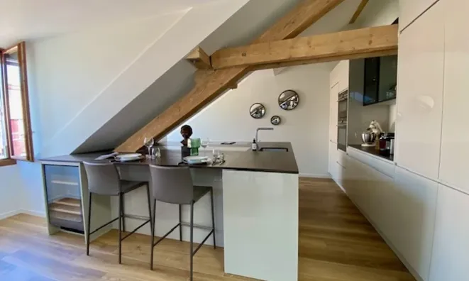 Недвижимость Attic flat 6.5 rooms: 9