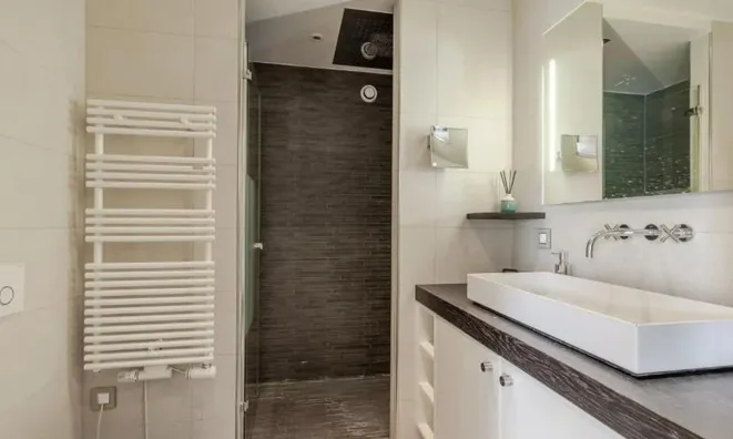 Недвижимость Attic flat 5 rooms: 6