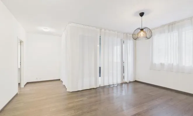 Недвижимость Apartment 3.5 rooms: 6