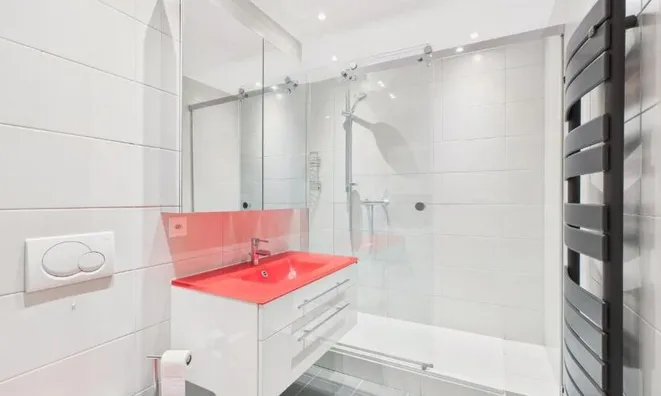 Недвижимость Apartment 3.5 rooms: 9