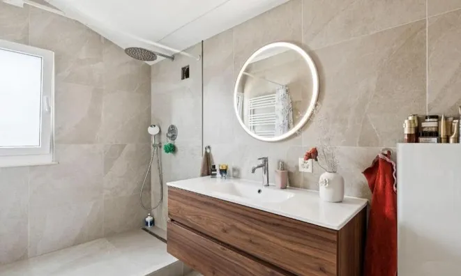 Недвижимость Single house 7 rooms: 11