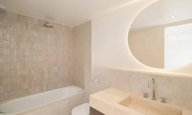 Недвижимость Apartment 8 rooms: 9