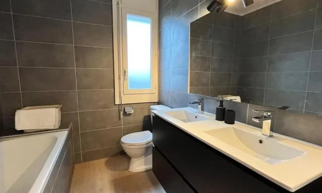 Недвижимость Apartment 6 rooms: 7