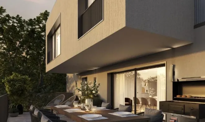 Недвижимость Apartment 6 rooms: 5