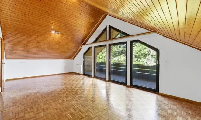 Недвижимость Single house: 4