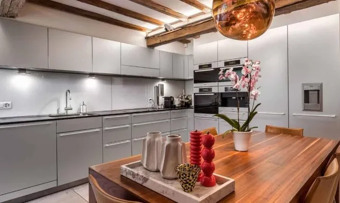Недвижимость Single house 8 rooms: 5