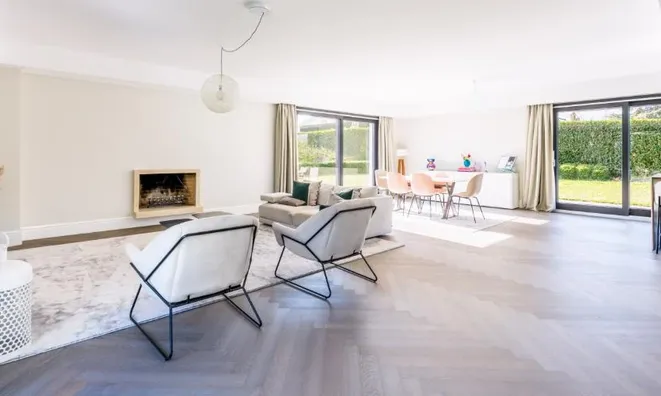 Недвижимость Villa 6 rooms: 1