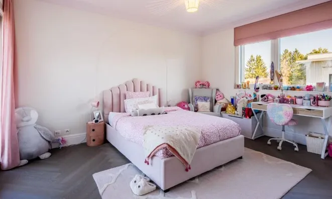 Недвижимость Villa 6 rooms: 8