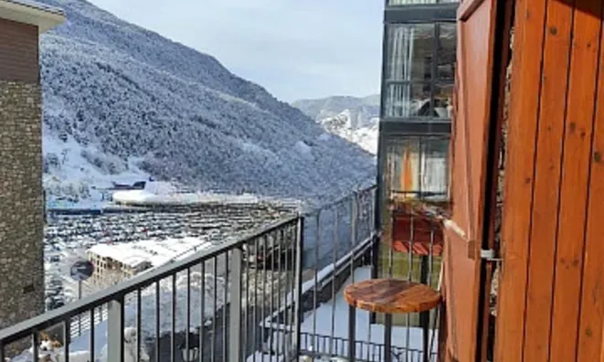 Недвижимость Rented 2-bedroom apartment with parking and storage in El Tarter: 2
