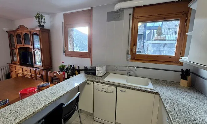 Недвижимость Rented 2-bedroom apartment with parking and storage in El Tarter: 7