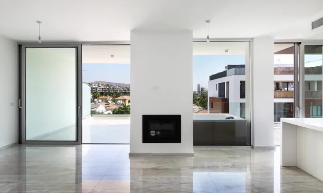 Недвижимость 3 Bedrooms Apartment For sale in Germasogeia, Limassol: 2