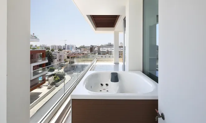 Недвижимость 3 Bedrooms Apartment For sale in Germasogeia, Limassol: 9