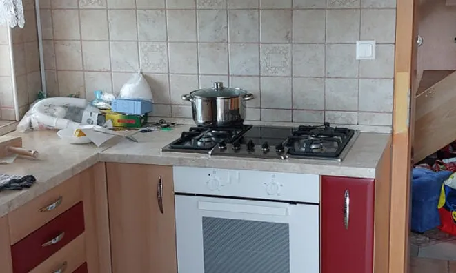 Недвижимость Квартира, 4 комнаты, Поле: 17